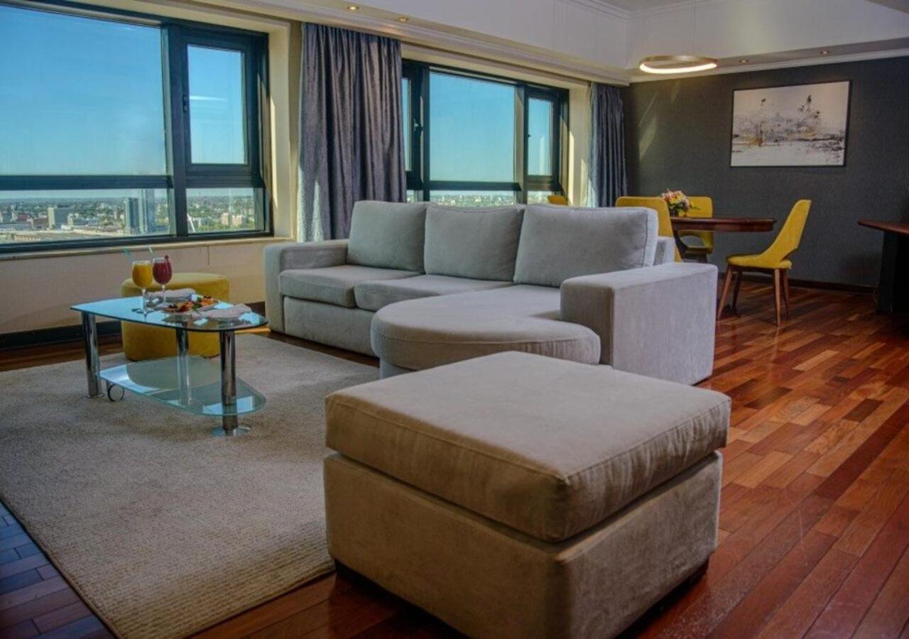Radisson Montevideo Victoria Plaza Hotel Exteriér fotografie