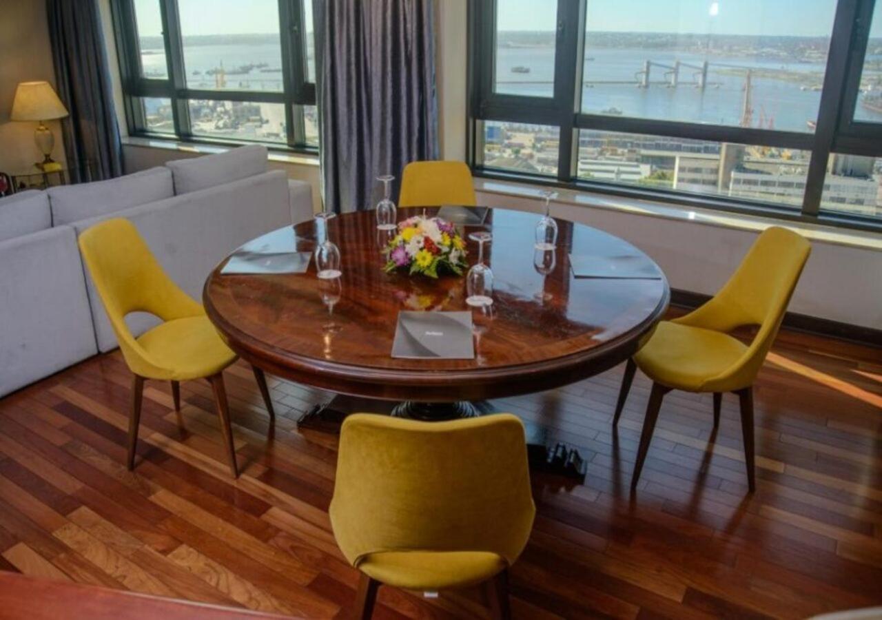 Radisson Montevideo Victoria Plaza Hotel Exteriér fotografie